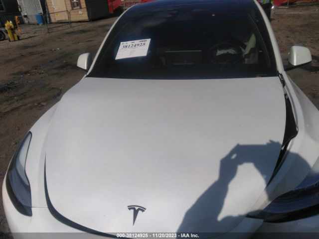 Photo 9 VIN: 5YJYGDEF5LF002836 - TESLA MODEL Y 