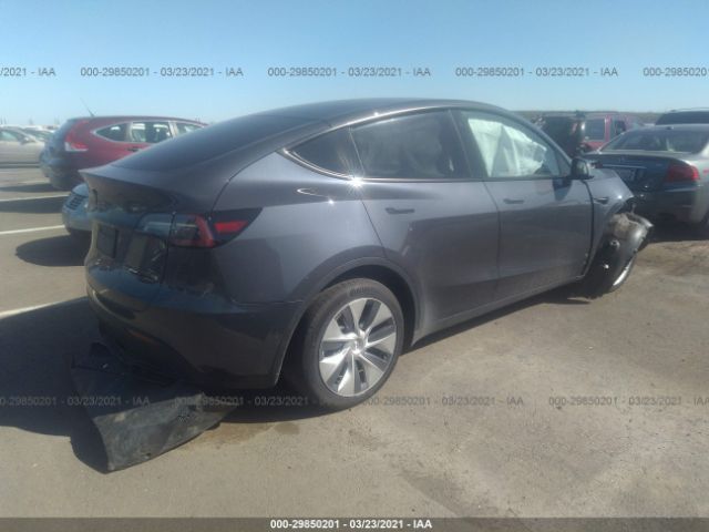 Photo 3 VIN: 5YJYGDEF5LF005526 - TESLA MODEL Y 