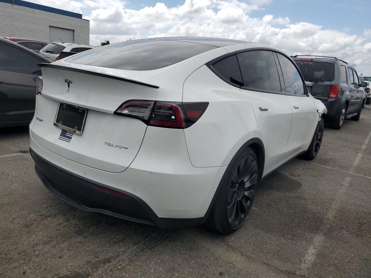 Photo 2 VIN: 5YJYGDEF7LF023526 - TESLA MODEL Y 