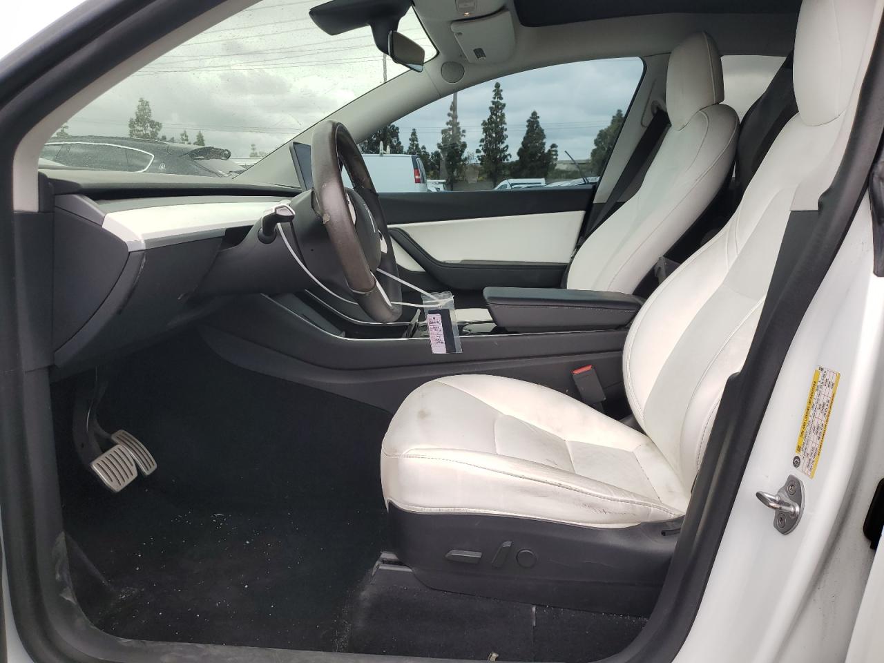 Photo 6 VIN: 5YJYGDEF7LF023526 - TESLA MODEL Y 