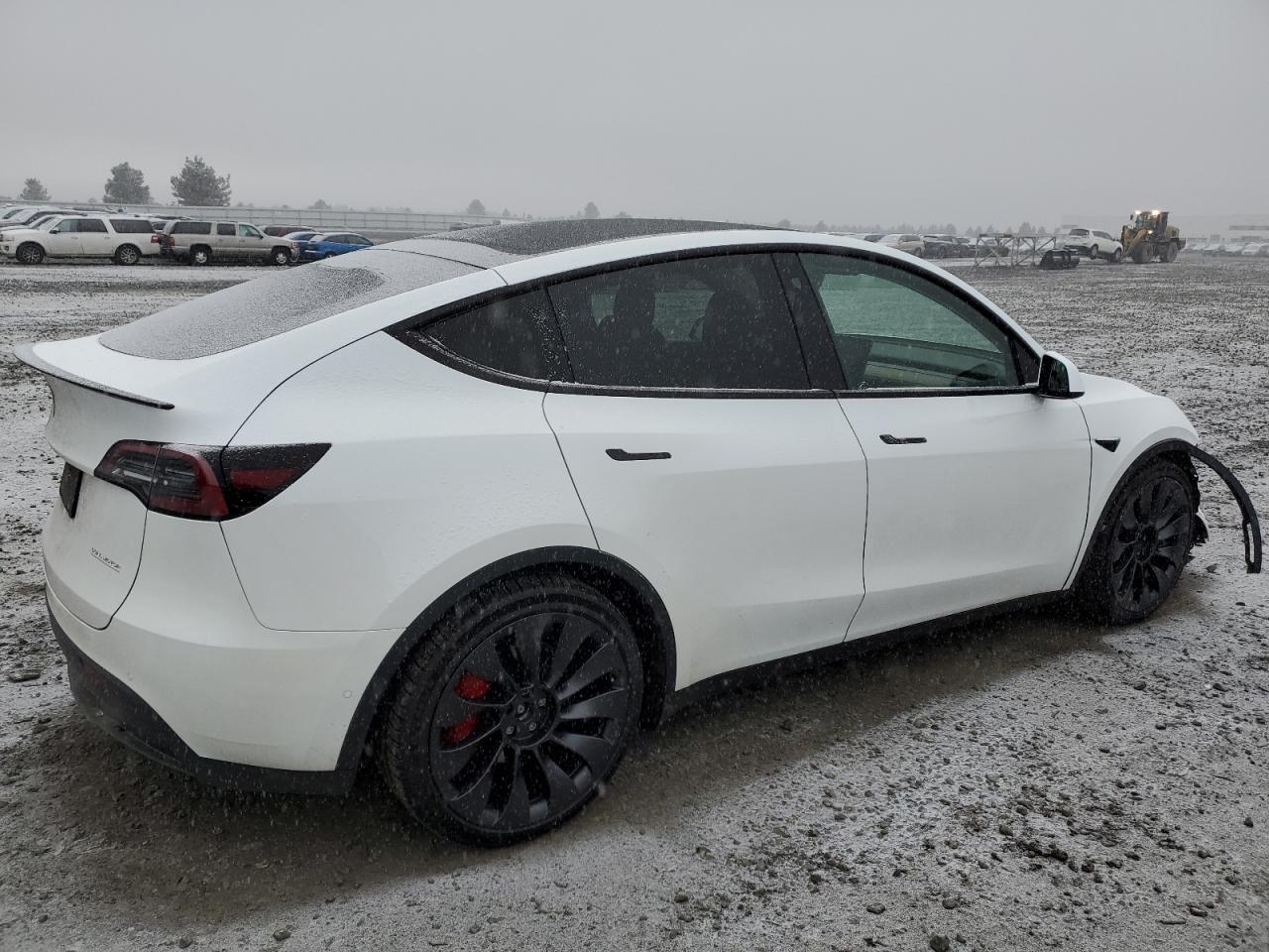 Photo 2 VIN: 5YJYGDEF7MF252578 - TESLA MODEL Y 