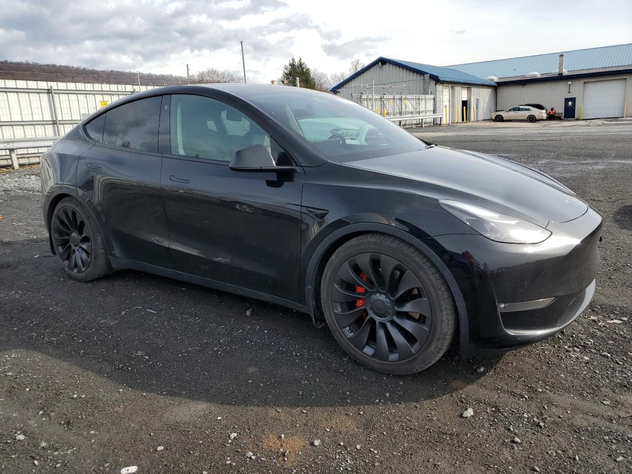 Photo 3 VIN: 5YJYGDEF8MF137715 - TESLA MODEL Y 