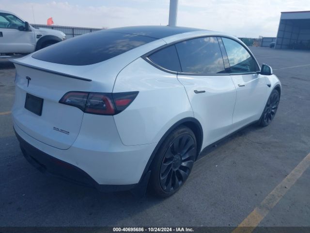 Photo 3 VIN: 5YJYGDEF8MF303912 - TESLA MODEL Y 