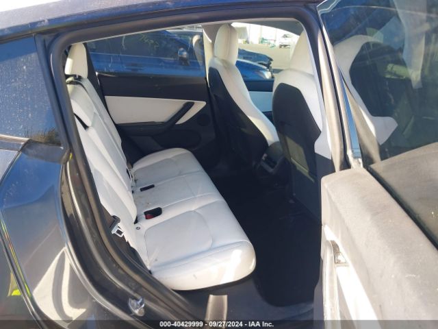 Photo 7 VIN: 5YJYGDEF9LF011555 - TESLA MODEL Y 