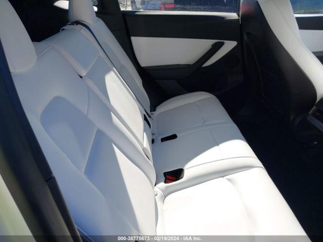 Photo 7 VIN: 5YJYGDEF9MF209408 - TESLA MODEL Y 