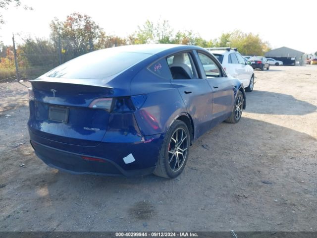 Photo 3 VIN: 5YJYGDEF9MF257166 - TESLA MODEL Y 