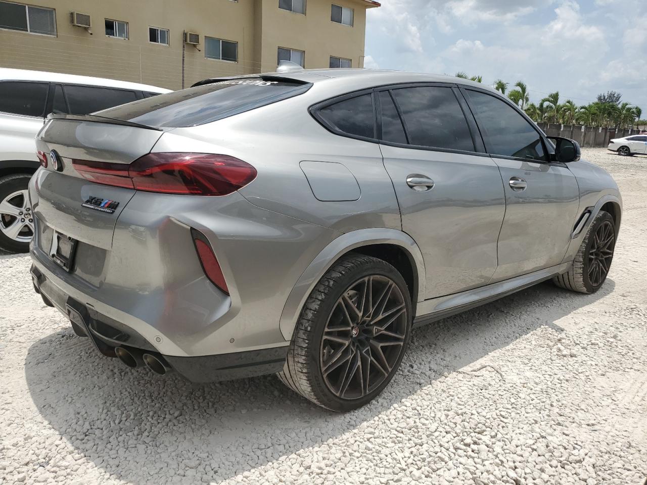 Photo 2 VIN: 5YMCY0C05N9N11313 - BMW X6 M 