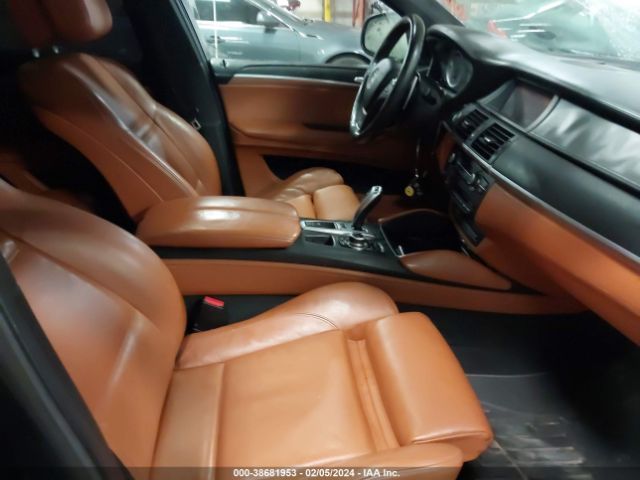 Photo 4 VIN: 5YMGZ0C50CLK14458 - BMW X6 M 