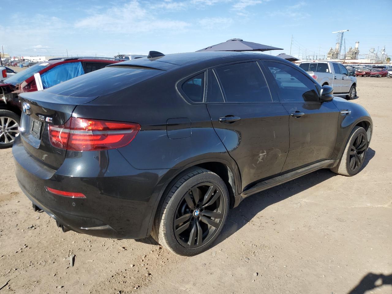 Photo 2 VIN: 5YMGZ0C52ALK13096 - BMW X6 