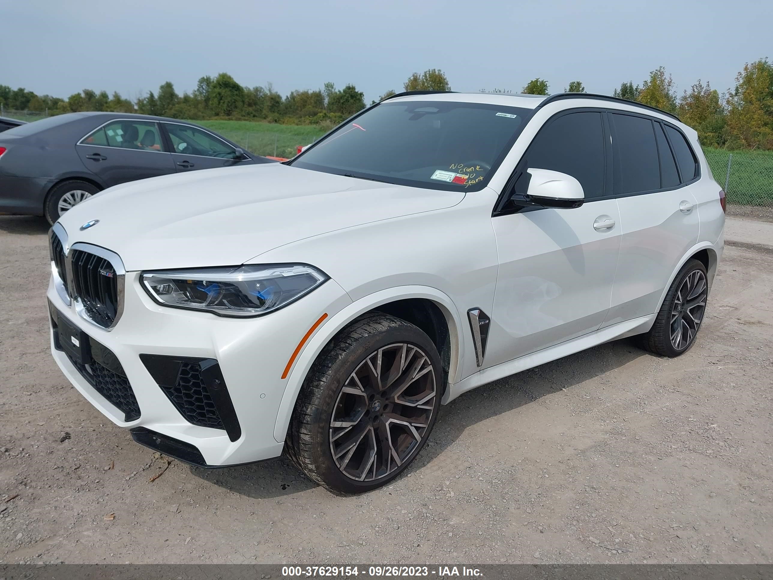 Photo 1 VIN: 5YMJU0C03M9F70915 - BMW X5 M 