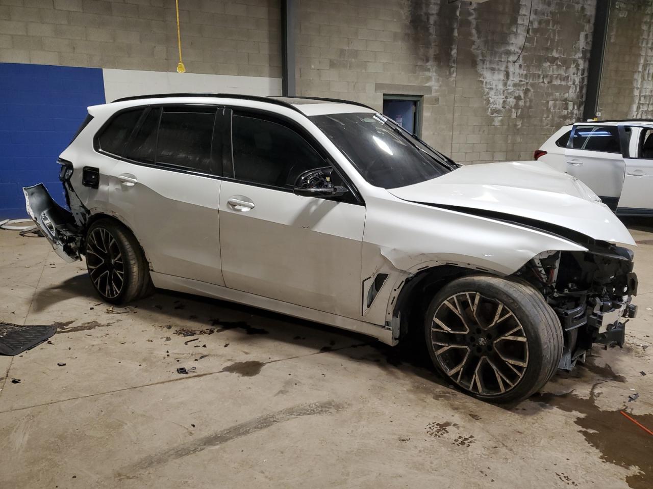 Photo 3 VIN: 5YMJU0C05N9J55013 - BMW X5 