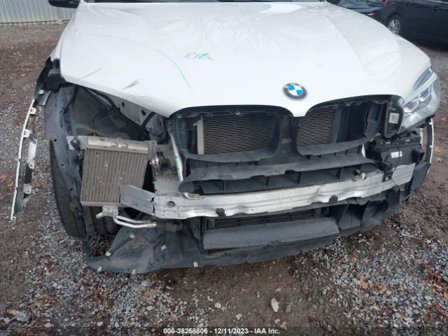 Photo 5 VIN: 5YMKW8C5XG0R43138 - BMW X6 M 