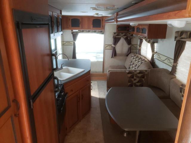 Photo 5 VIN: 5ZT2FEVB4BA003686 - WILDWOOD COACHMEN 