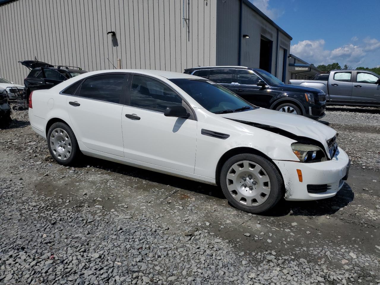 Photo 3 VIN: 6G1MK5T2XBL529166 - CHEVROLET CAPRICE 