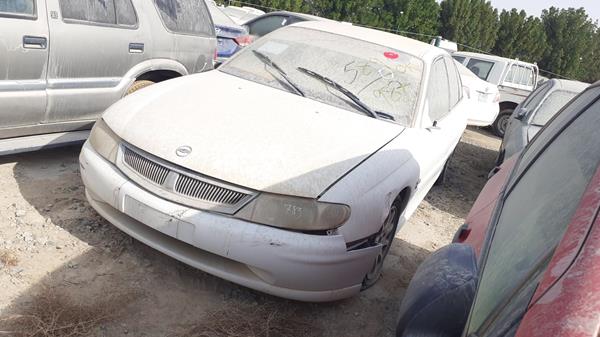 Photo 3 VIN: 6G1XL52B41L715750 - CHEVROLET LUMINA 