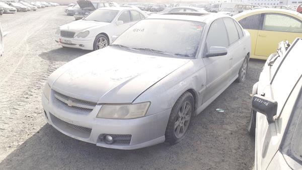 Photo 3 VIN: 6G1ZL54B16L445163 - CHEVROLET LUMINA 