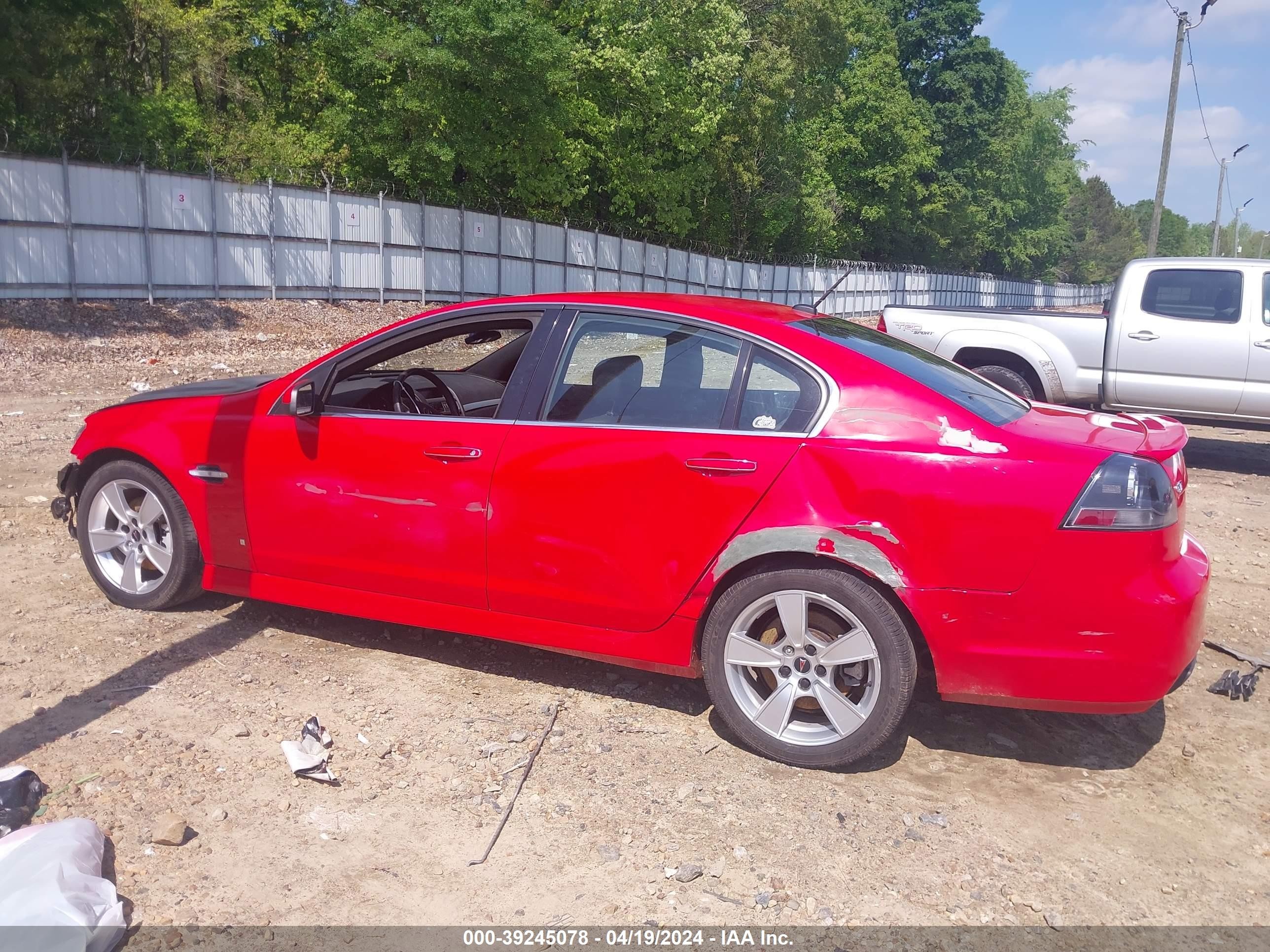 Photo 13 VIN: 6G2EC57Y18L988686 - PONTIAC G8 