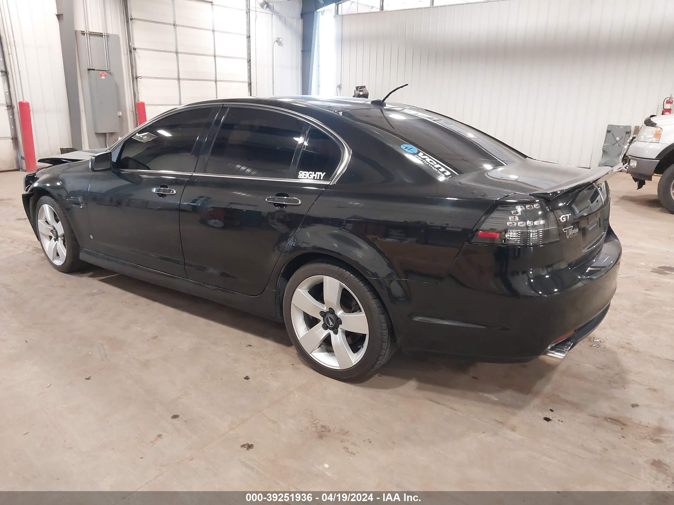 Photo 2 VIN: 6G2EC57Y59L209114 - PONTIAC G8 