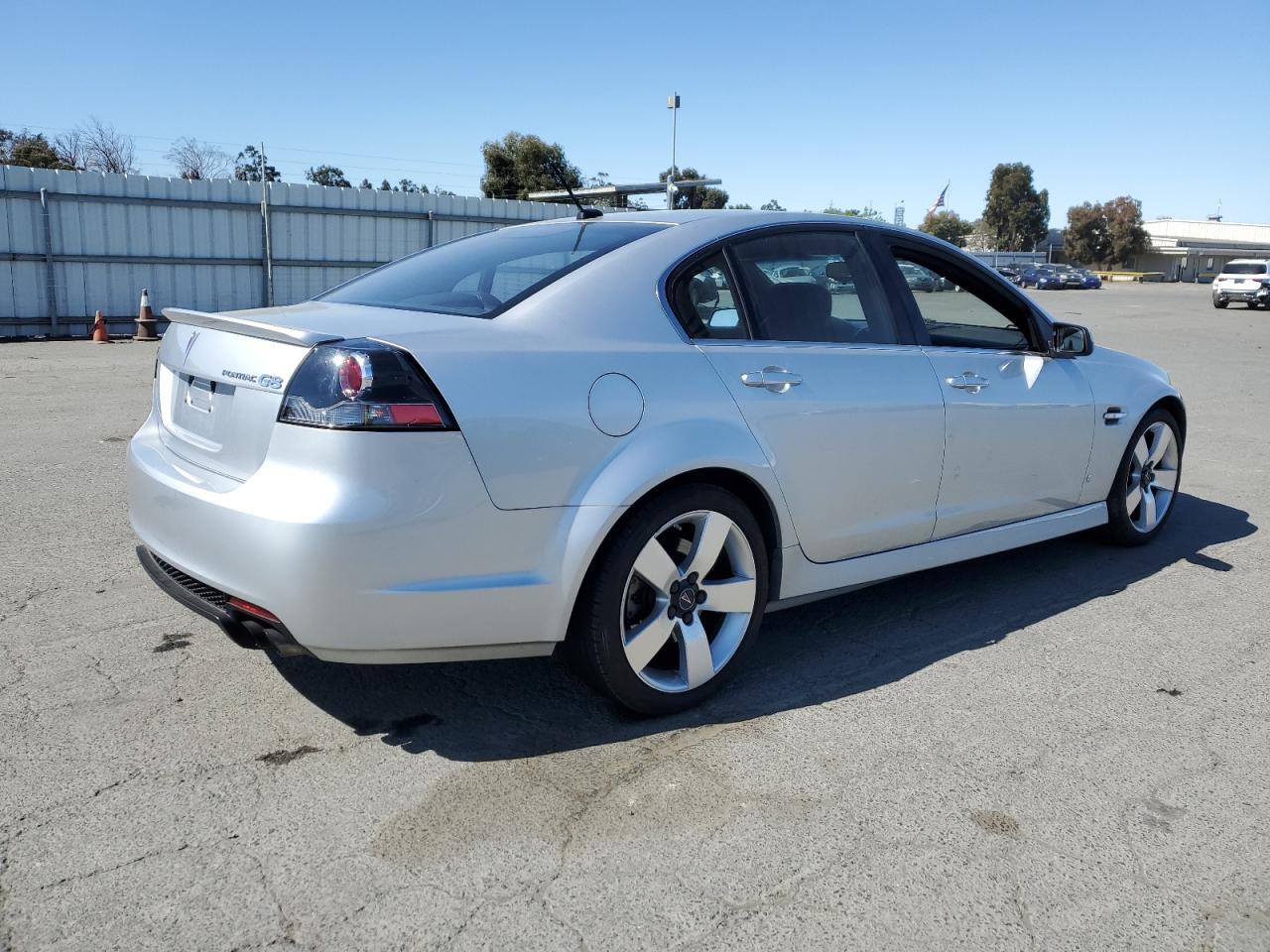 Photo 2 VIN: 6G2EC57Y59L220534 - PONTIAC G8 