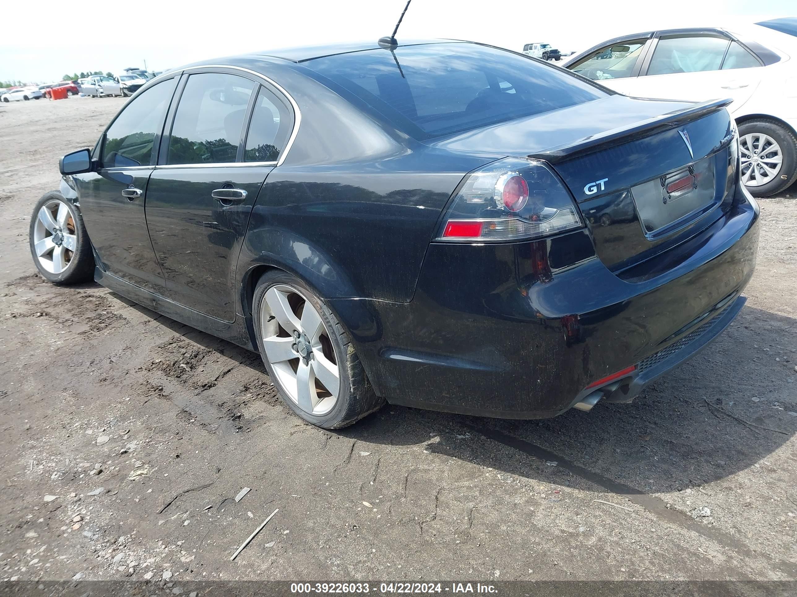 Photo 2 VIN: 6G2EC57Y88L146928 - PONTIAC G8 