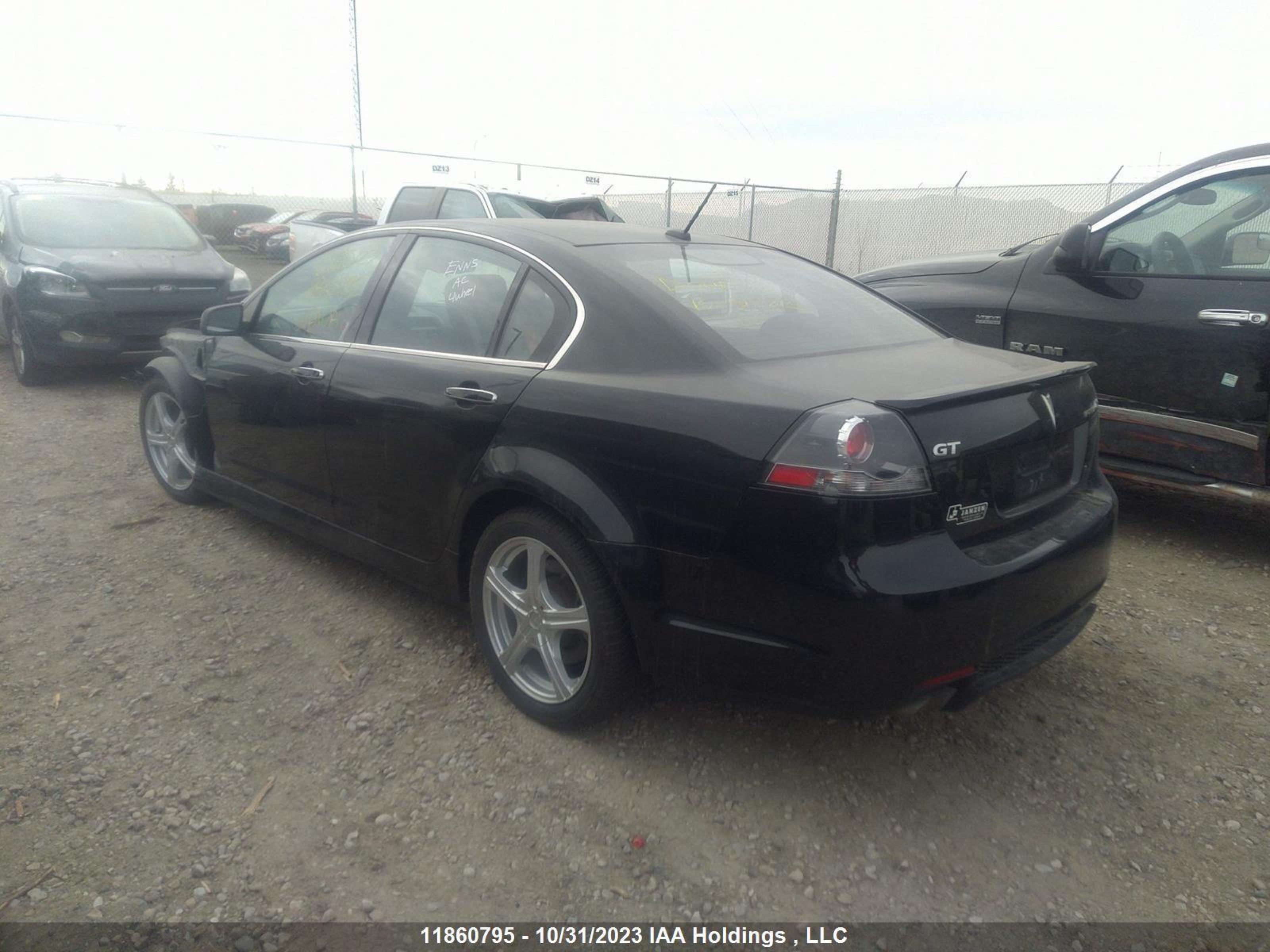 Photo 2 VIN: 6G2EC57Y89L154237 - PONTIAC G8 