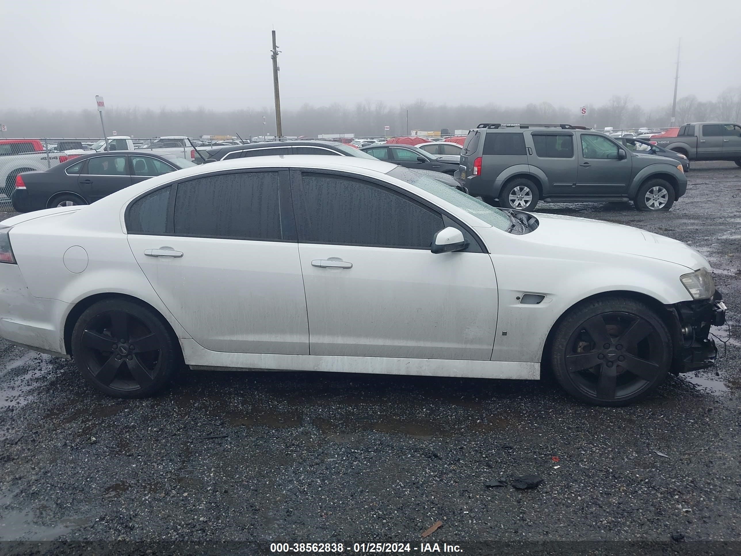 Photo 12 VIN: 6G2EC57Y89L163472 - PONTIAC G8 