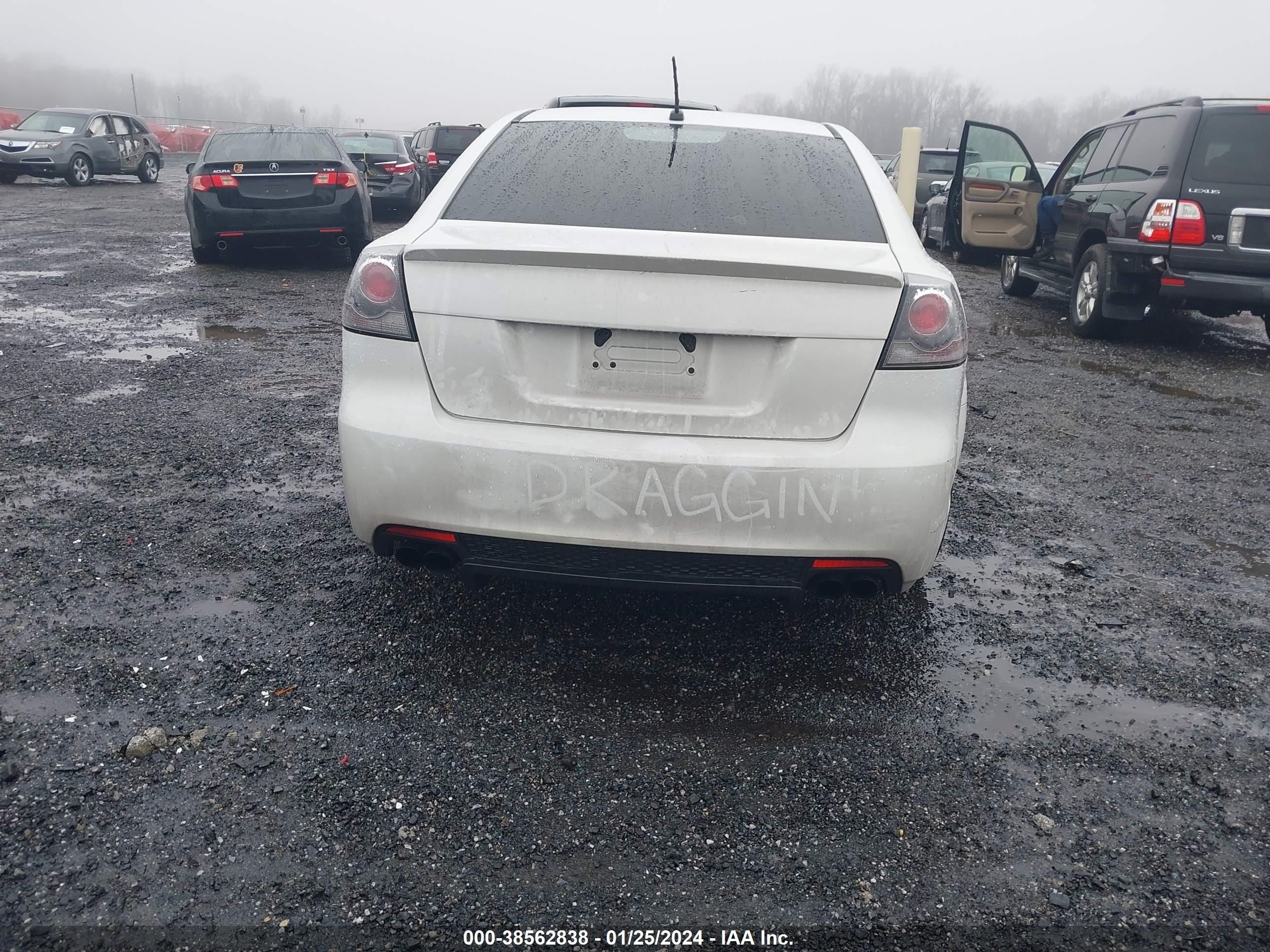 Photo 15 VIN: 6G2EC57Y89L163472 - PONTIAC G8 