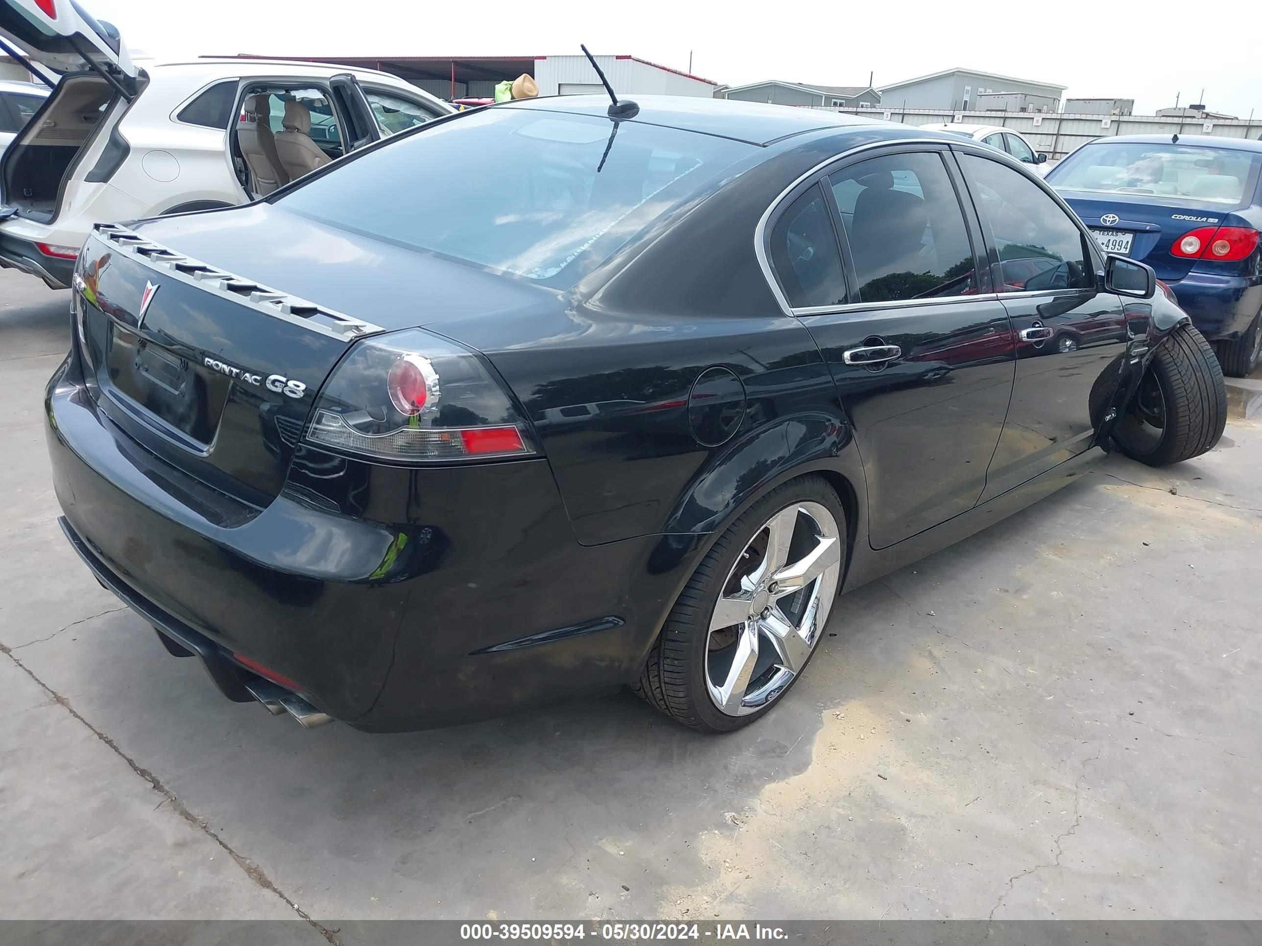 Photo 3 VIN: 6G2EP57W99L300891 - PONTIAC G8 