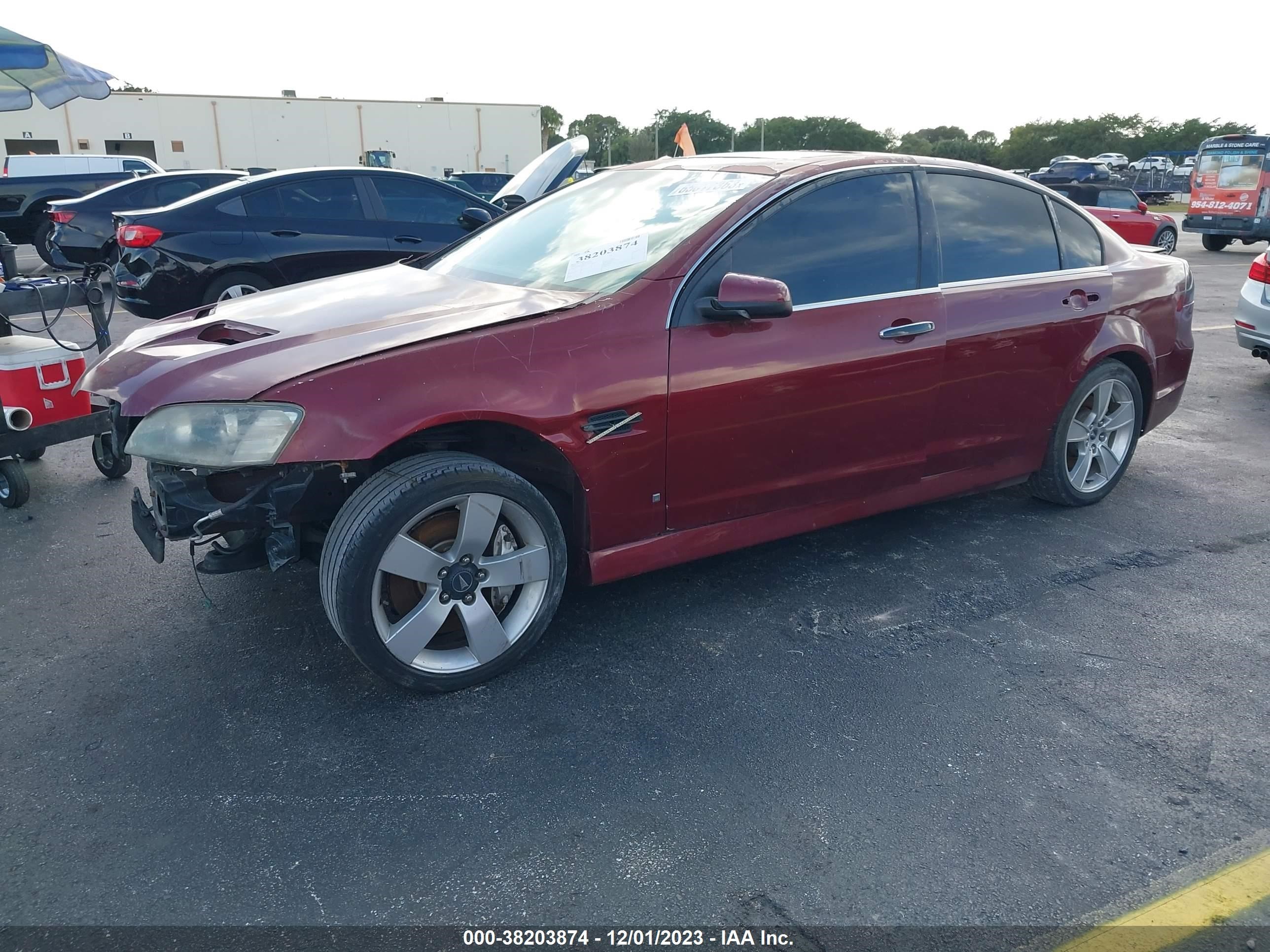 Photo 1 VIN: 6G2EP57WX9L320213 - PONTIAC G8 