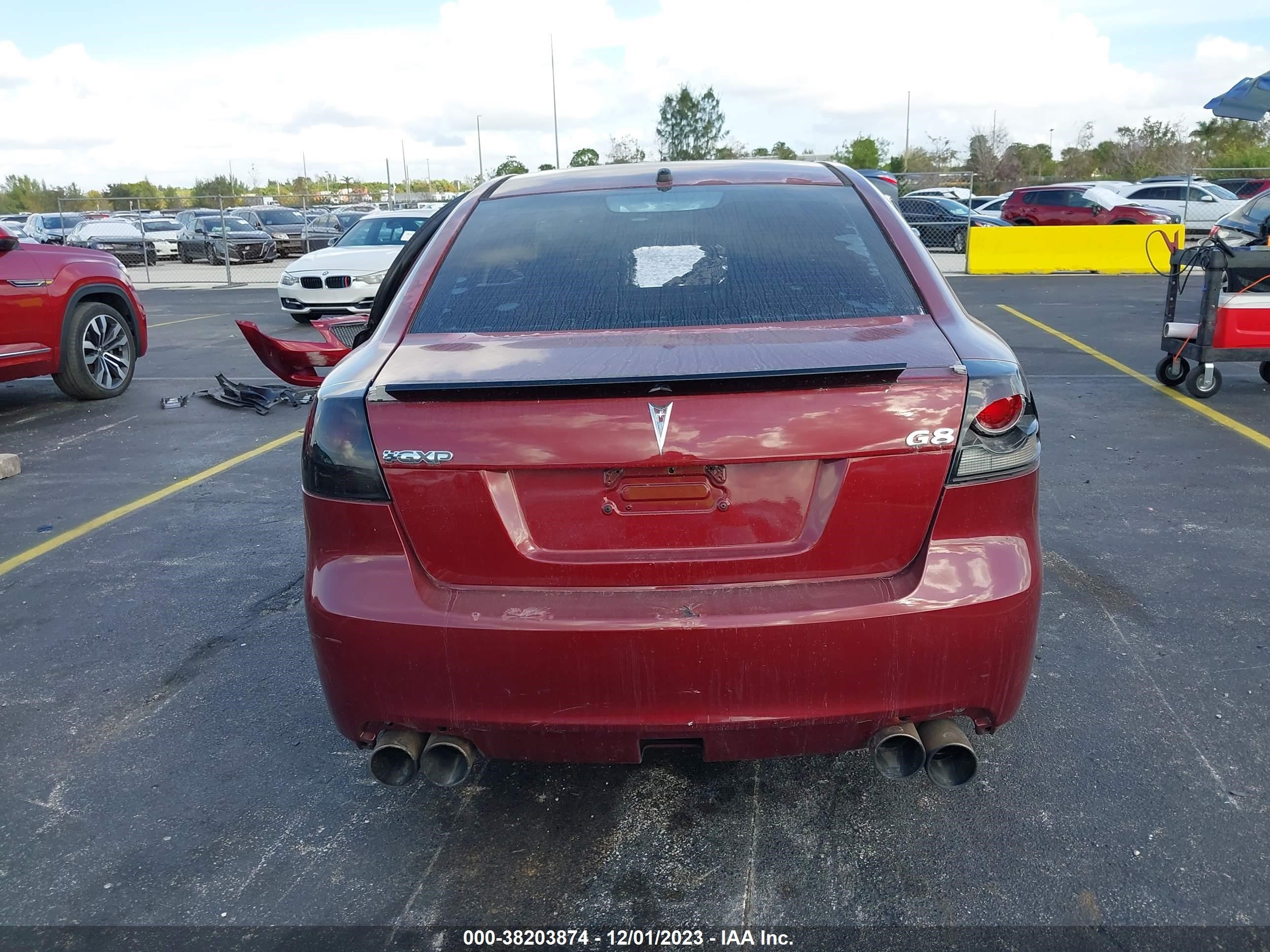 Photo 16 VIN: 6G2EP57WX9L320213 - PONTIAC G8 