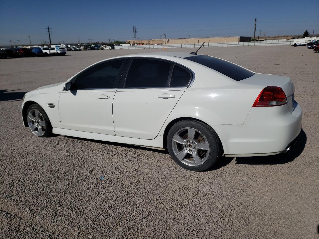 Photo 1 VIN: 6G2ER57708L132639 - PONTIAC G8 