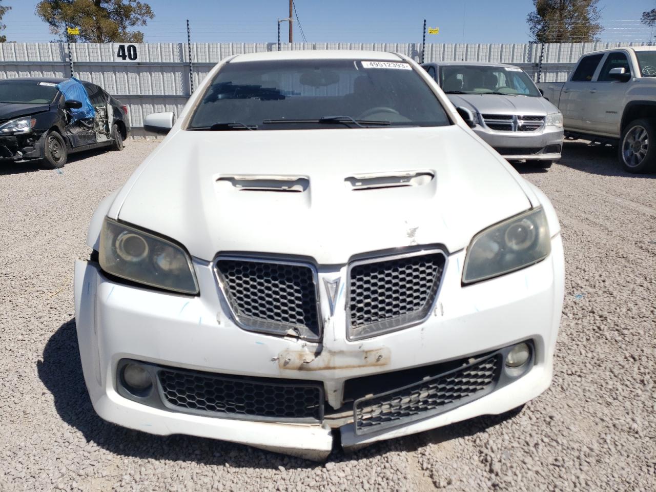 Photo 4 VIN: 6G2ER57708L132639 - PONTIAC G8 