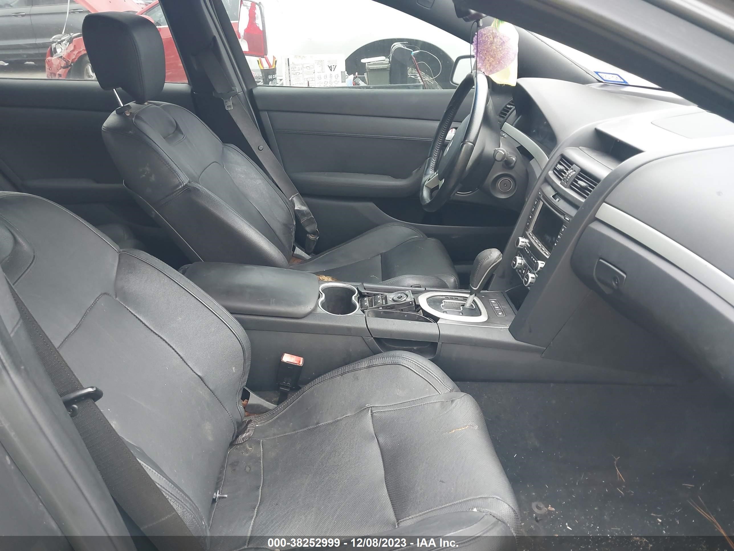 Photo 4 VIN: 6G2ER57709L184046 - PONTIAC G8 