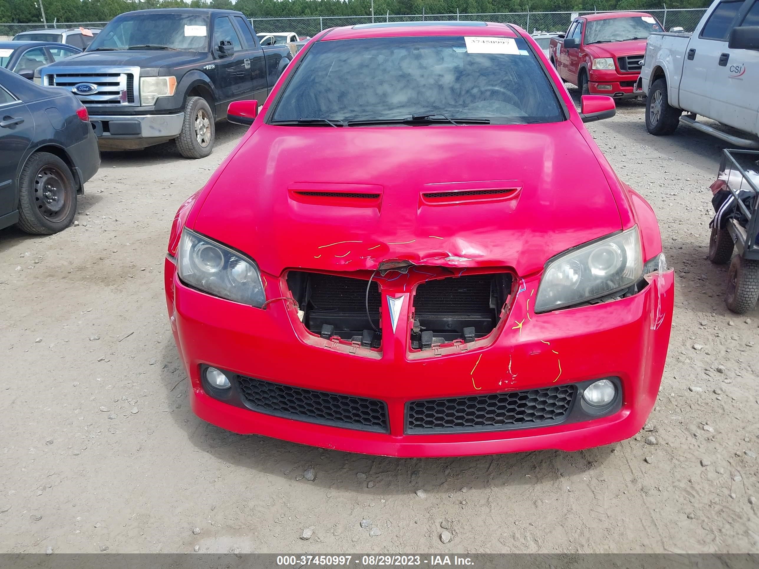 Photo 5 VIN: 6G2ER57718L127515 - PONTIAC G8 