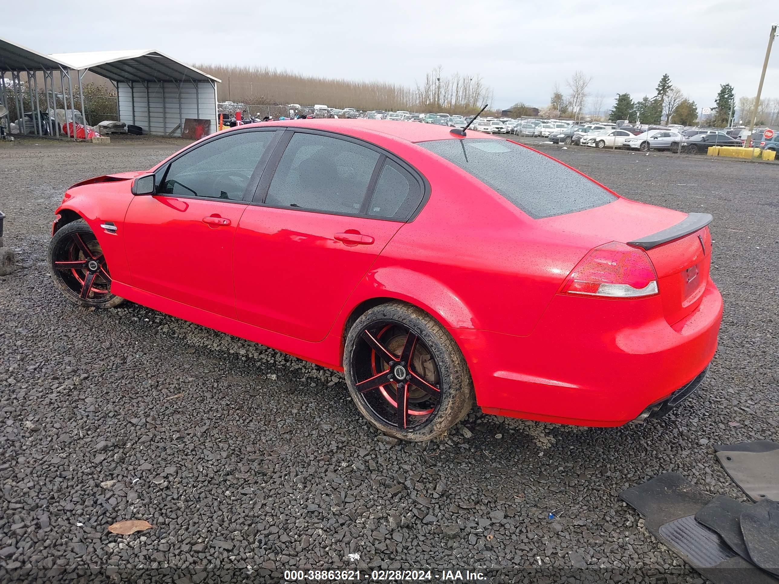 Photo 2 VIN: 6G2ER57719L152965 - PONTIAC G8 