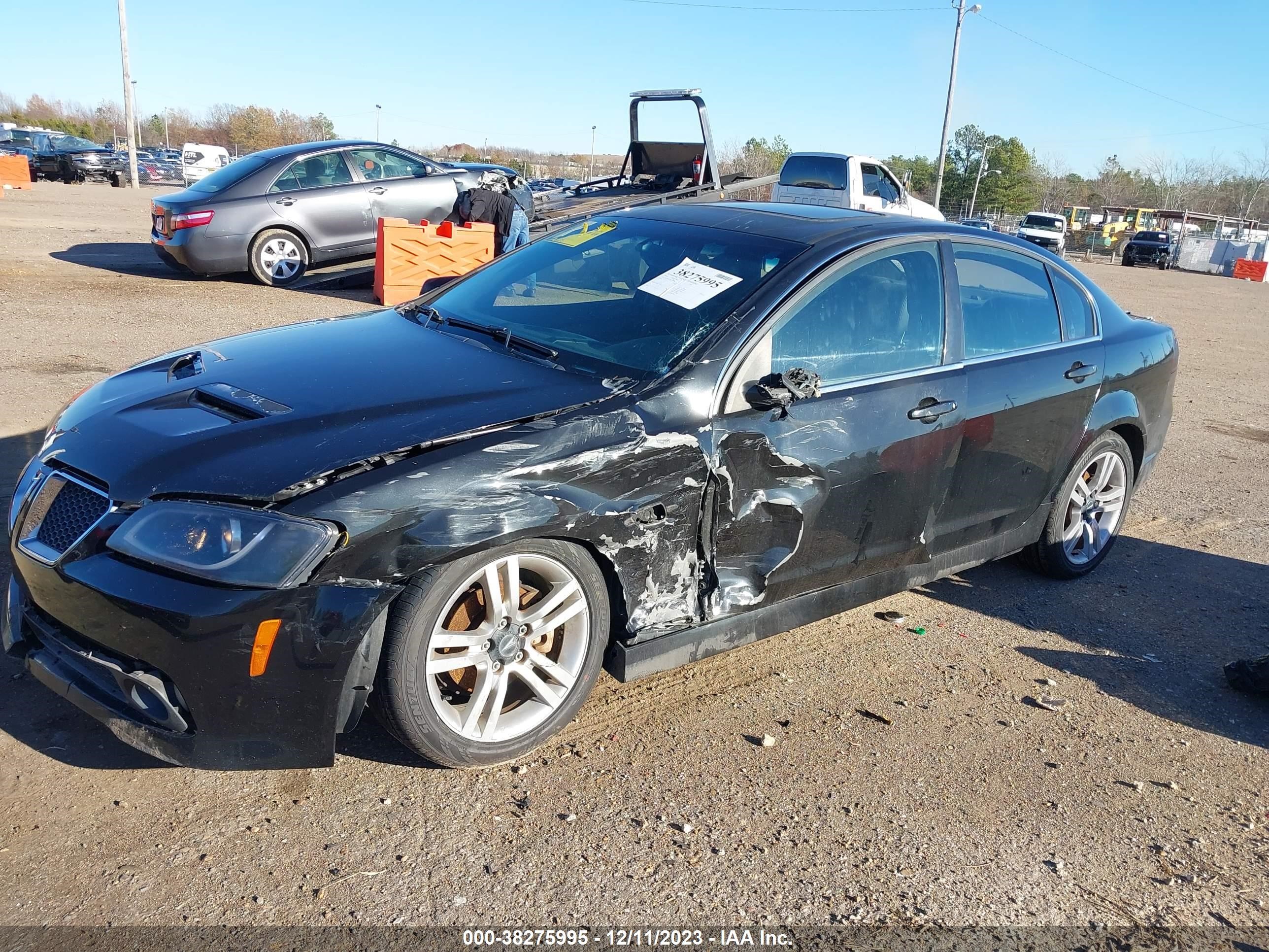 Photo 1 VIN: 6G2ER57728L126986 - PONTIAC G8 