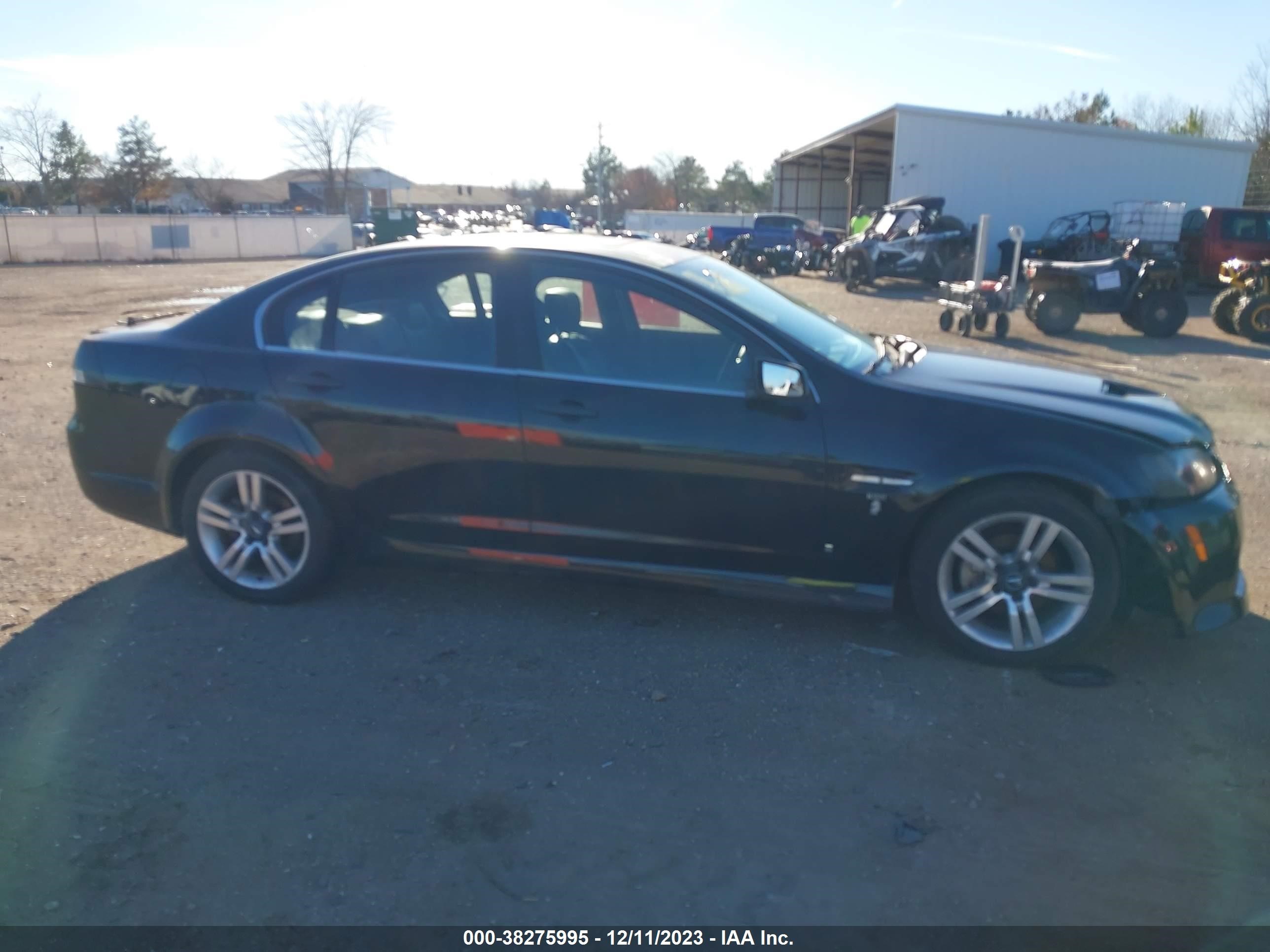 Photo 12 VIN: 6G2ER57728L126986 - PONTIAC G8 