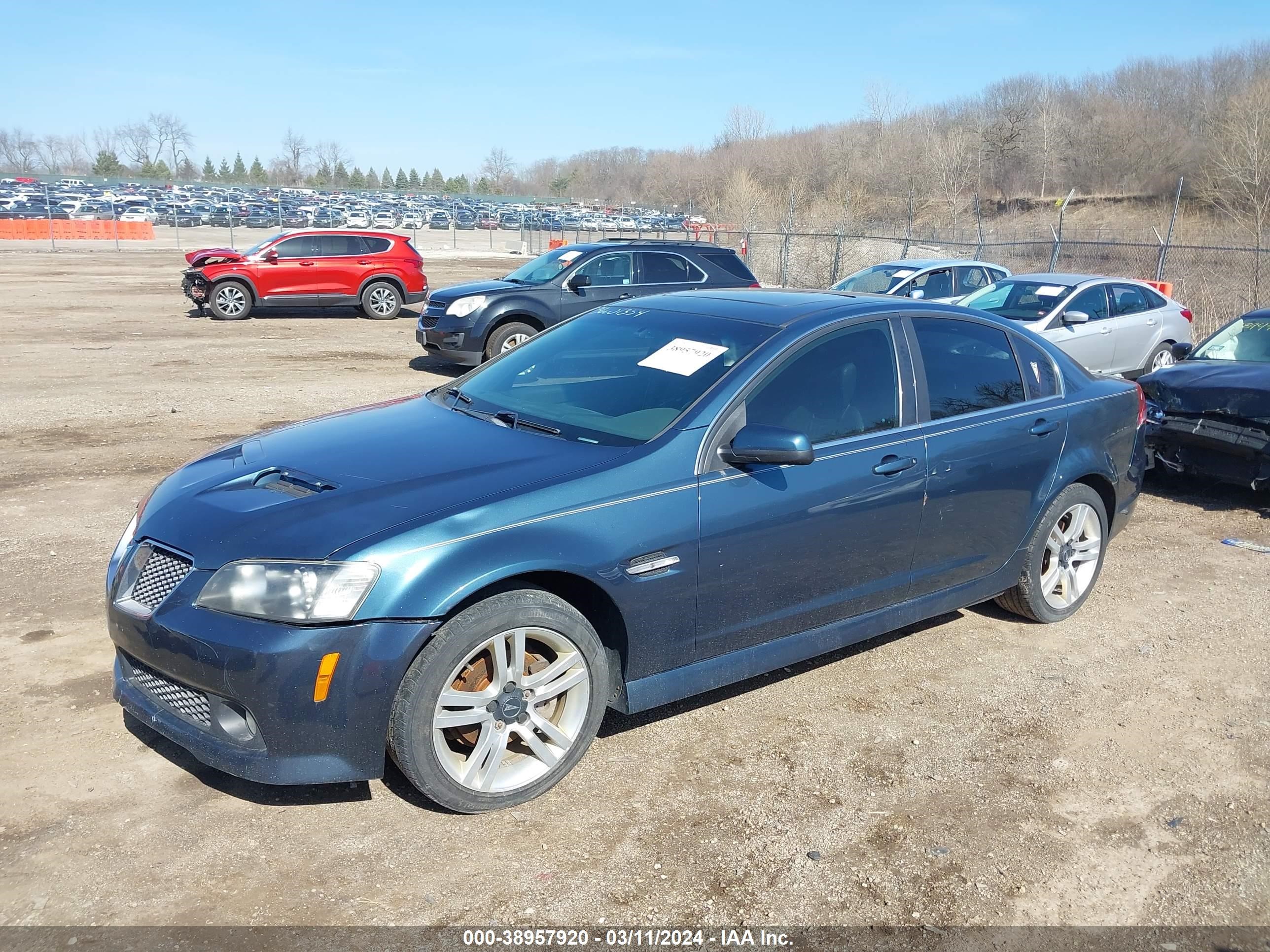 Photo 1 VIN: 6G2ER57729L179902 - PONTIAC G8 