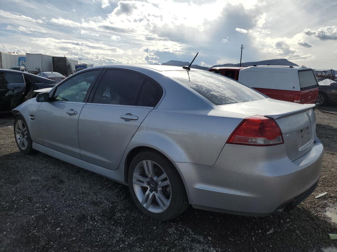 Photo 1 VIN: 6G2ER57729L190933 - PONTIAC G8 