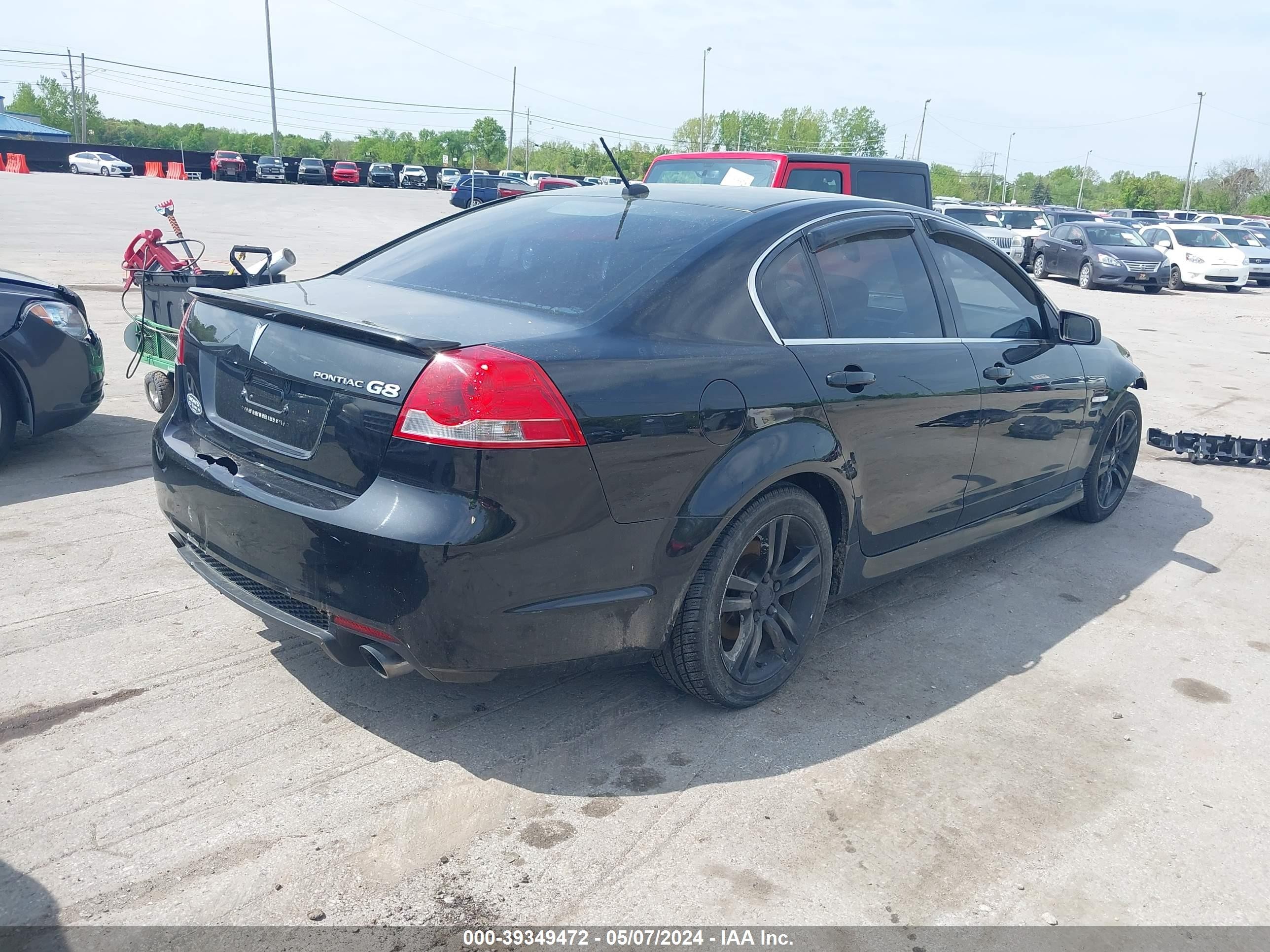 Photo 3 VIN: 6G2ER57748L123488 - PONTIAC G8 