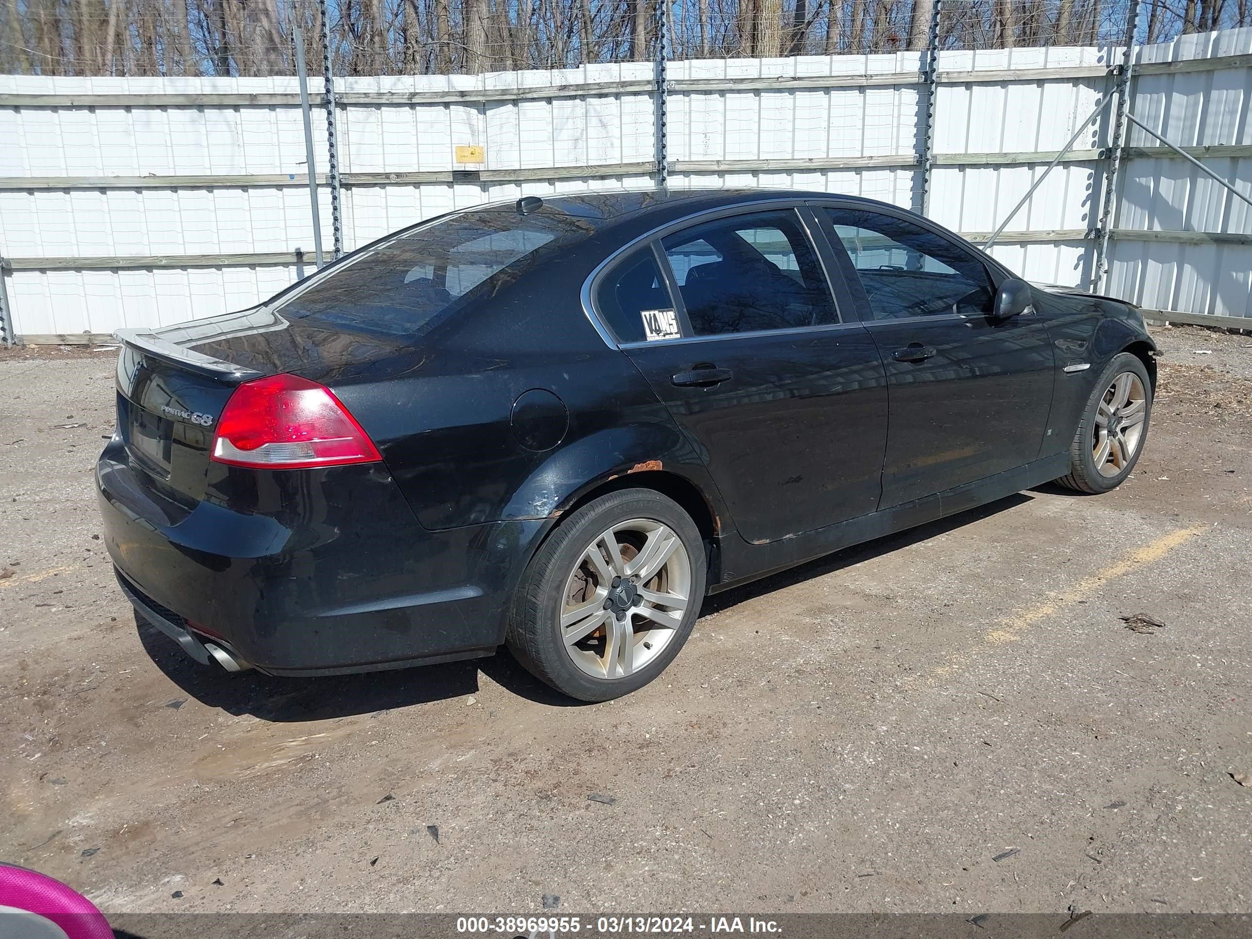 Photo 3 VIN: 6G2ER57759L161829 - PONTIAC G8 