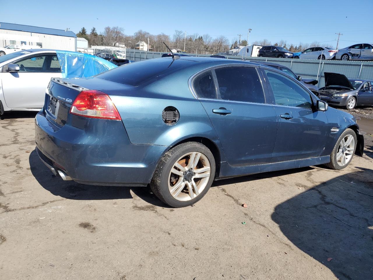 Photo 2 VIN: 6G2ER57759L179585 - PONTIAC G8 