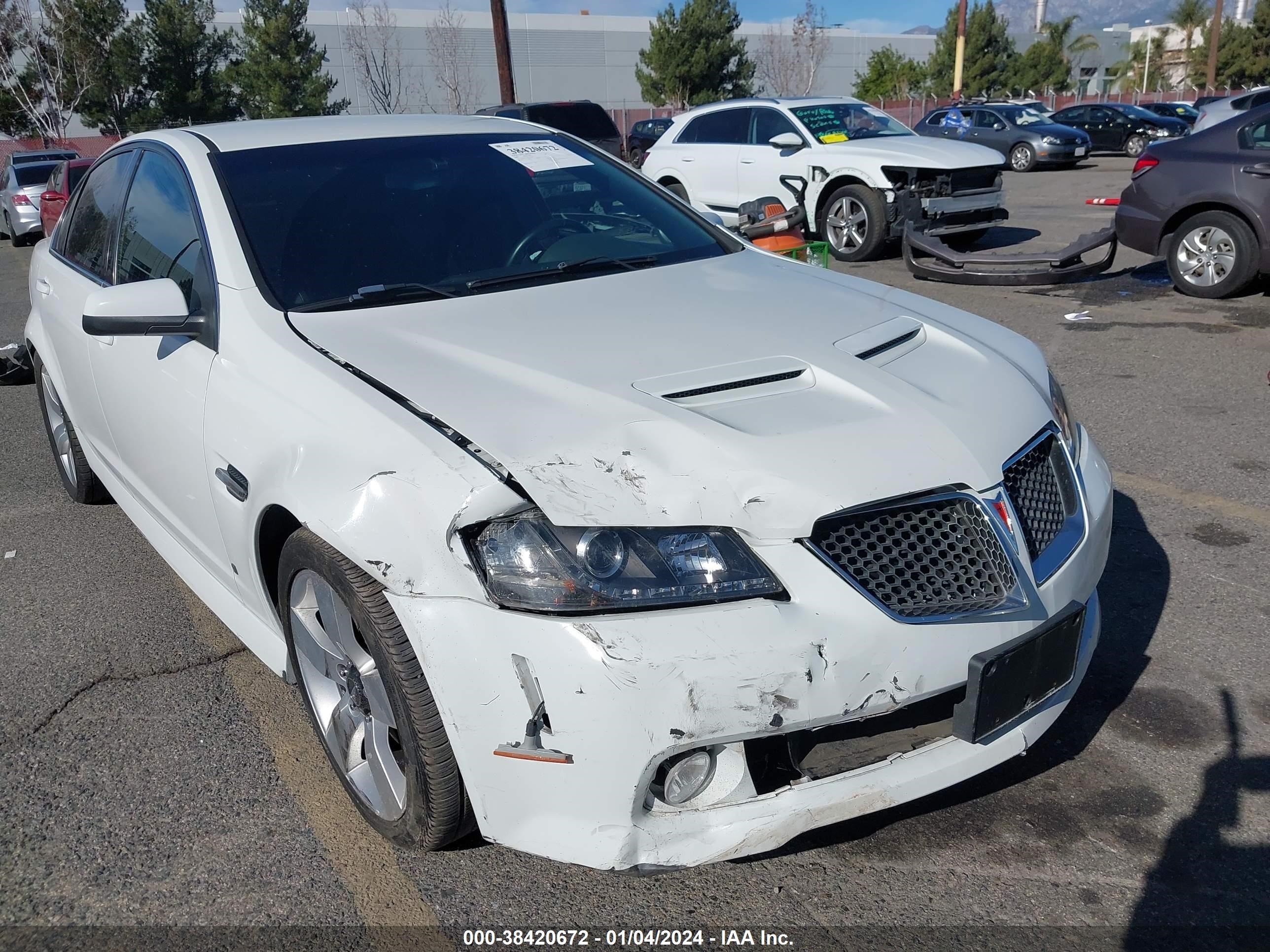 Photo 5 VIN: 6G2ER57778L123100 - PONTIAC G8 