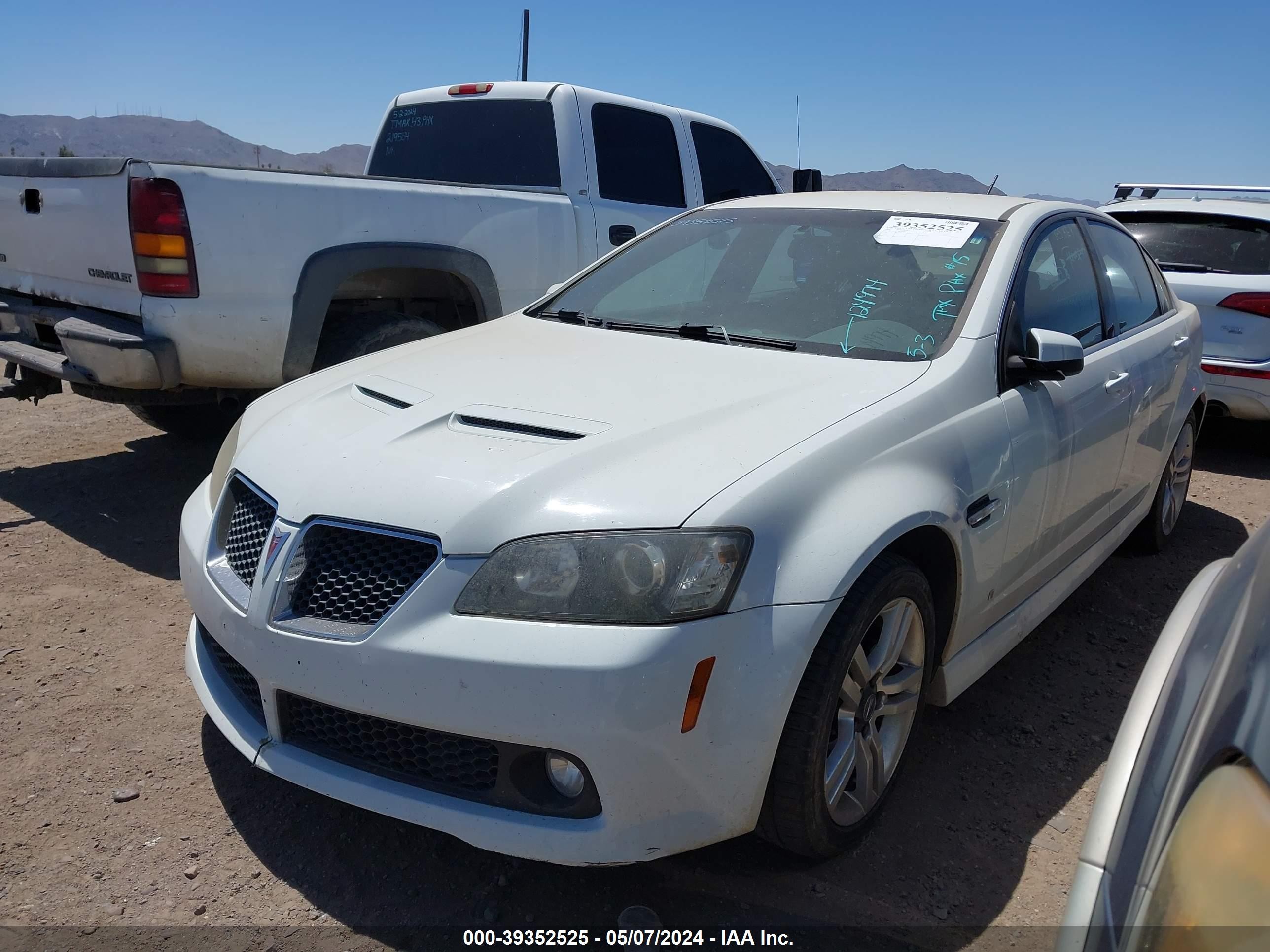 Photo 1 VIN: 6G2ER57778L124974 - PONTIAC G8 