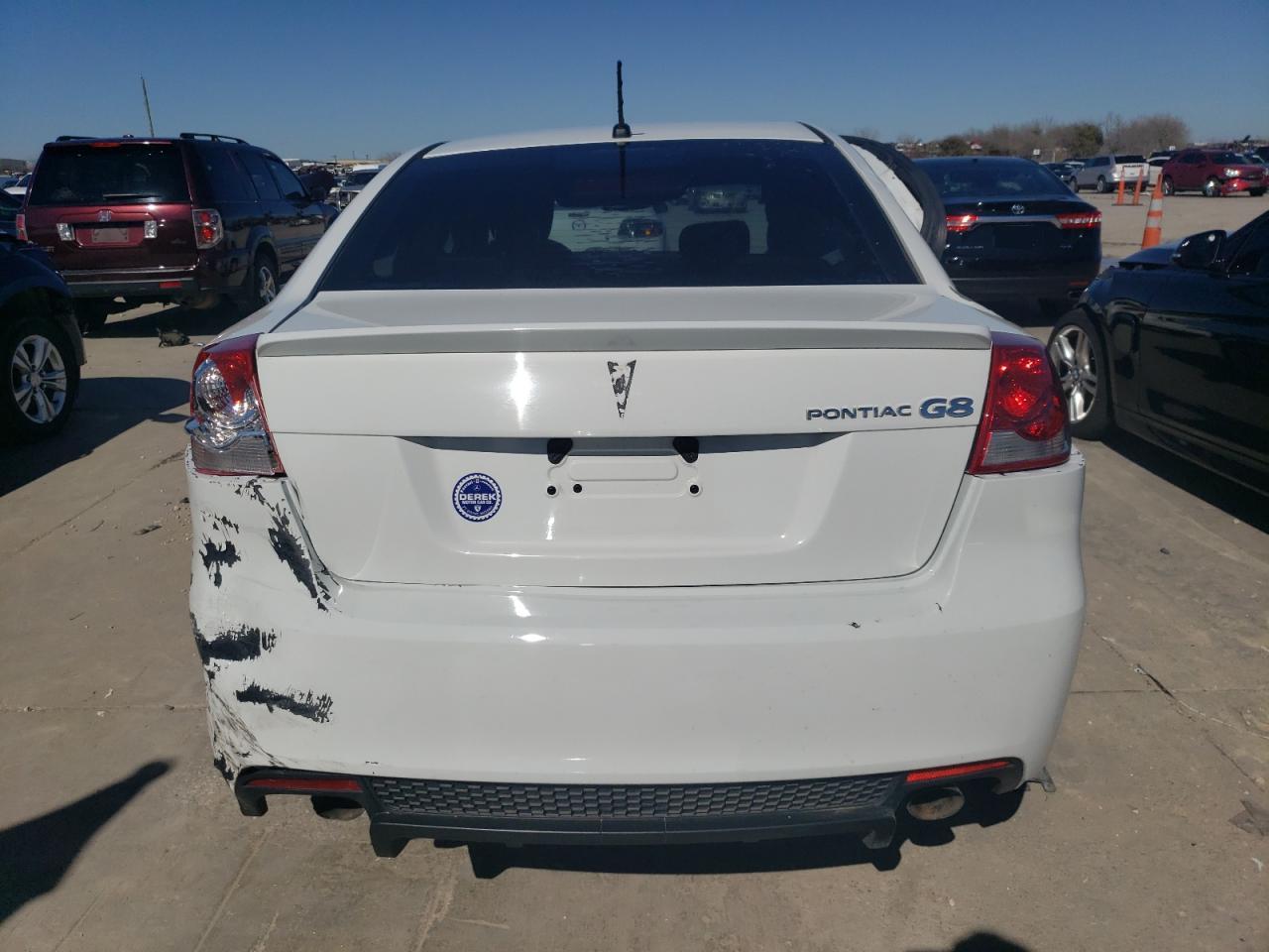 Photo 5 VIN: 6G2ER57788L124384 - PONTIAC G8 