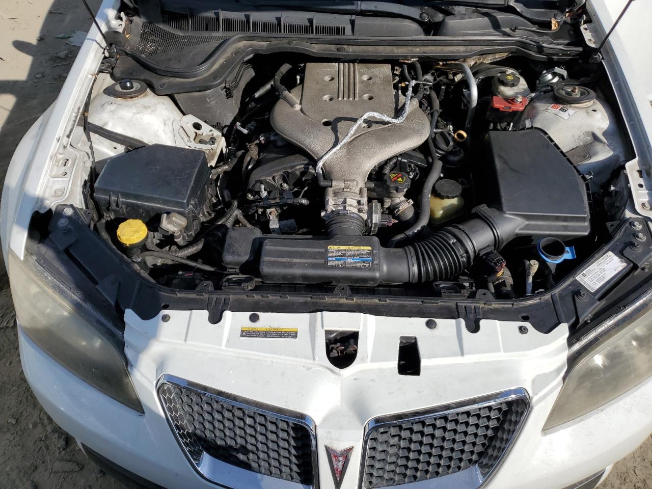 Photo 10 VIN: 6G2ER57789L228018 - PONTIAC G8 