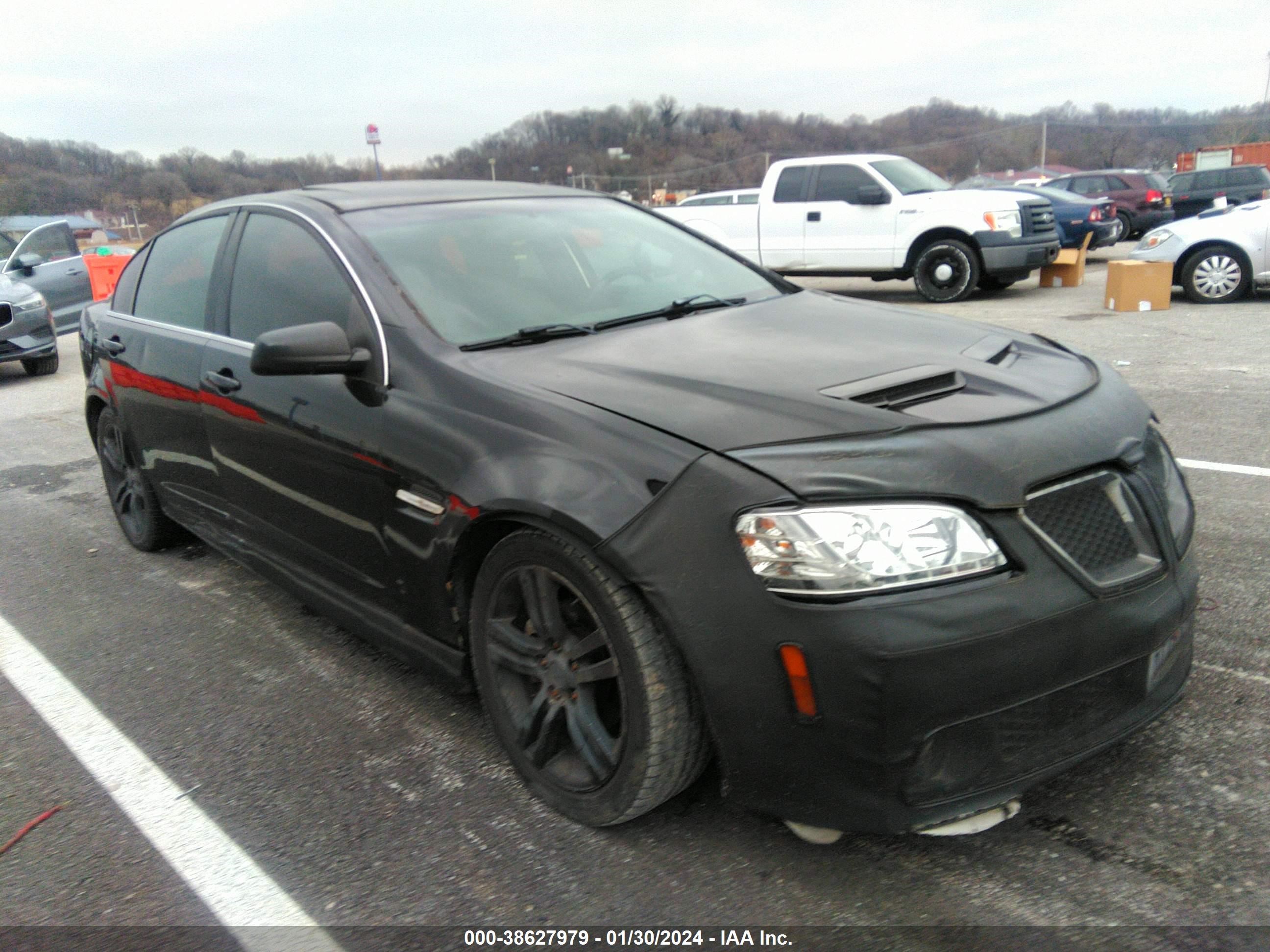 Photo 0 VIN: 6G2ER57799L155824 - PONTIAC G8 