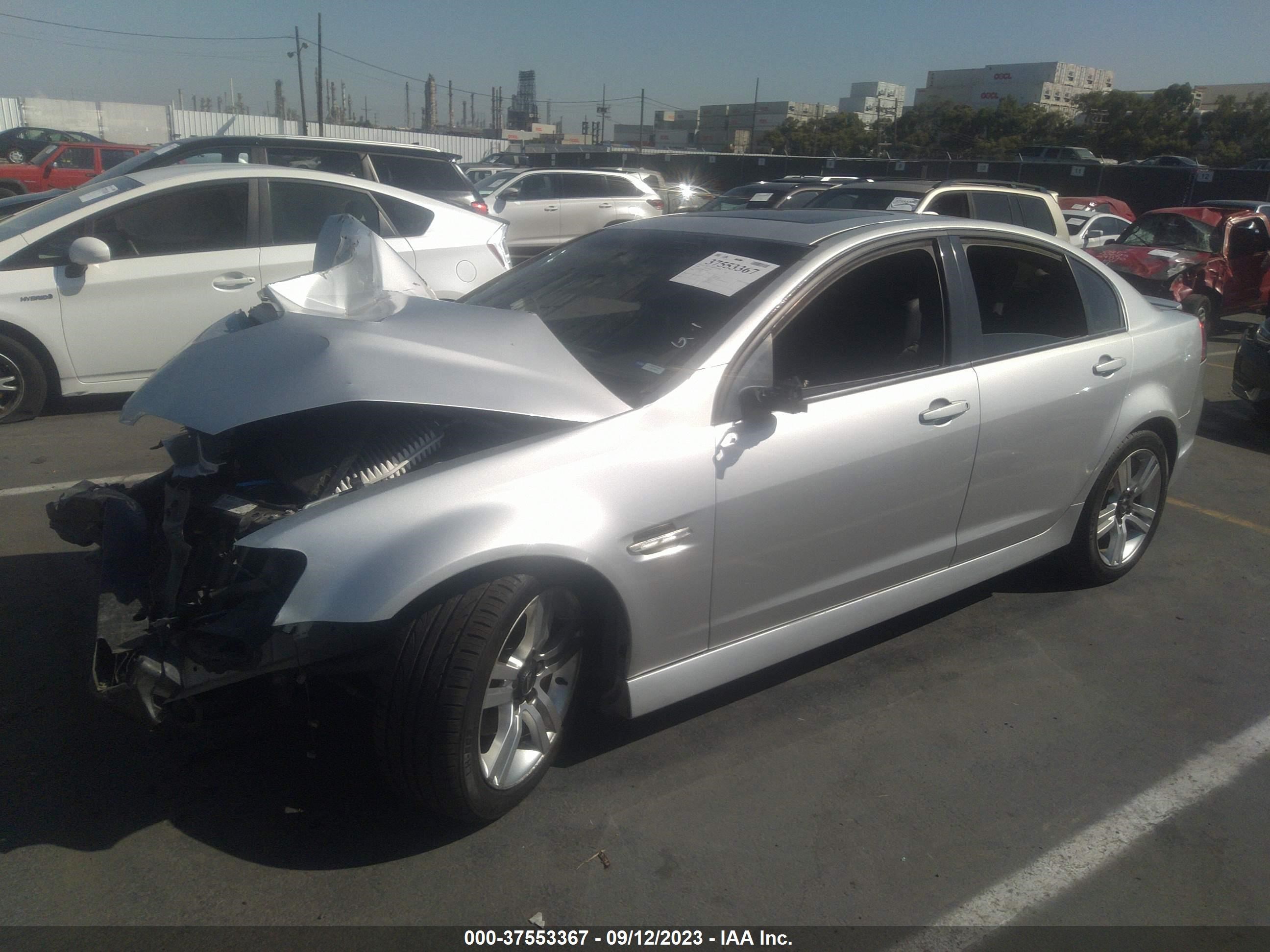 Photo 1 VIN: 6G2ER57799L196924 - PONTIAC G8 