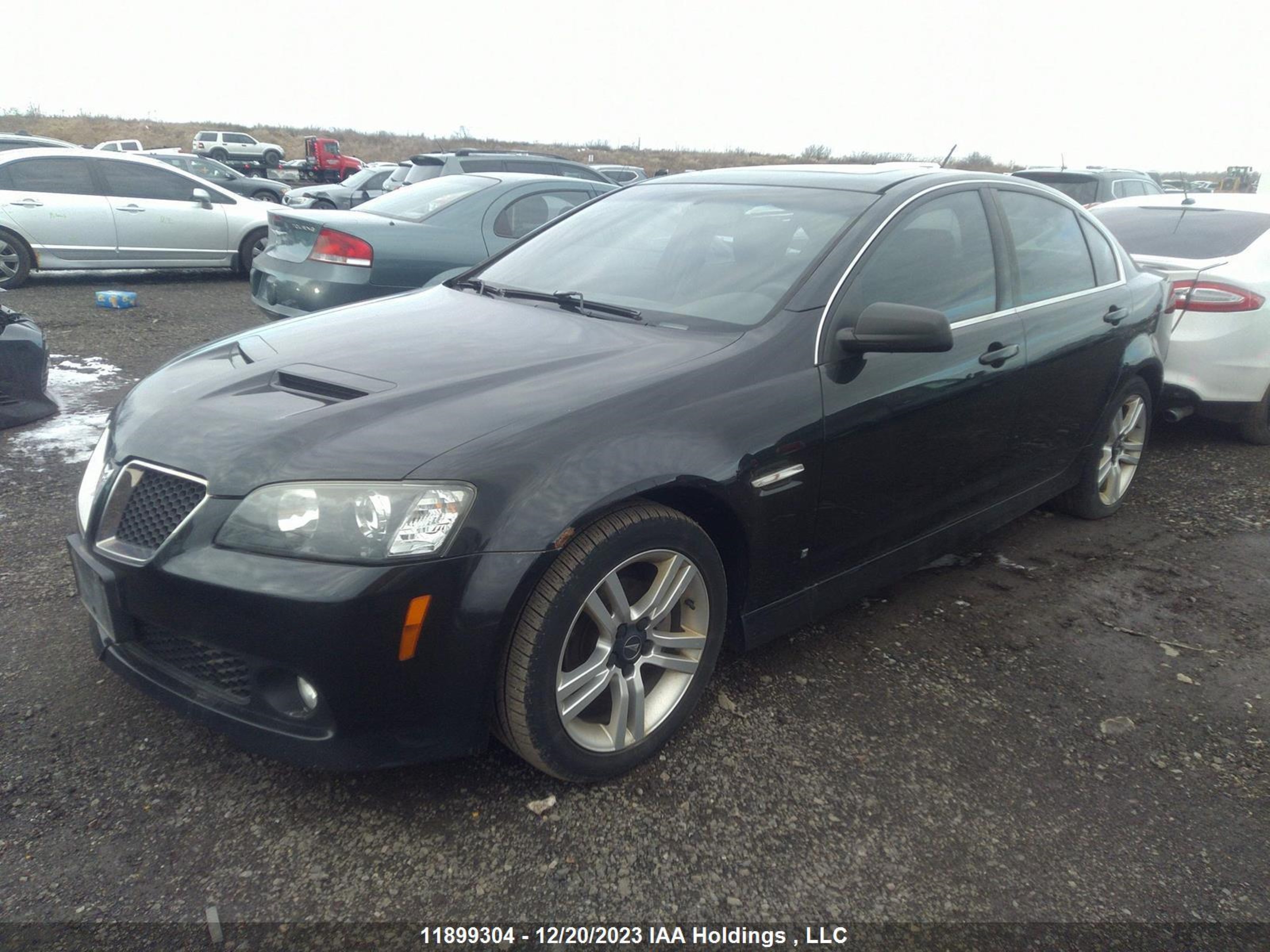 Photo 1 VIN: 6G2ER577X9L183051 - PONTIAC G8 