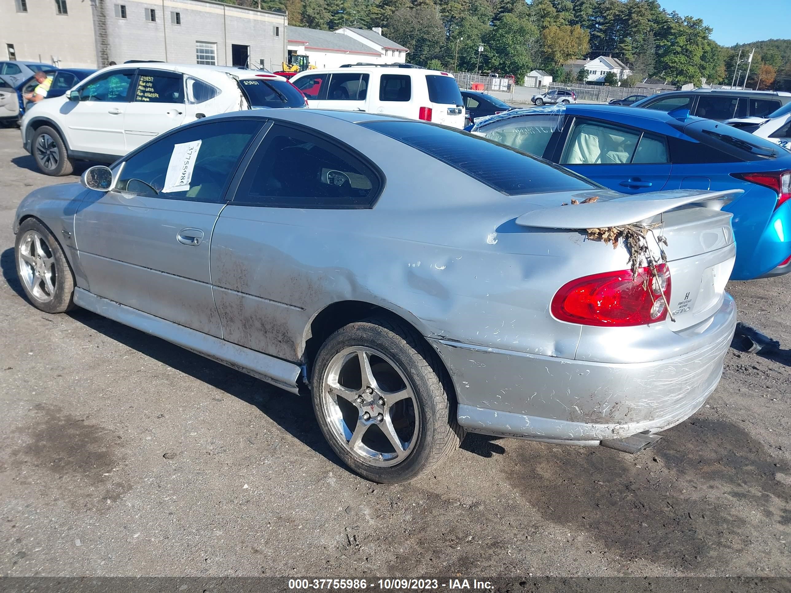 Photo 2 VIN: 6G2VX12G24L224674 - PONTIAC GTO 